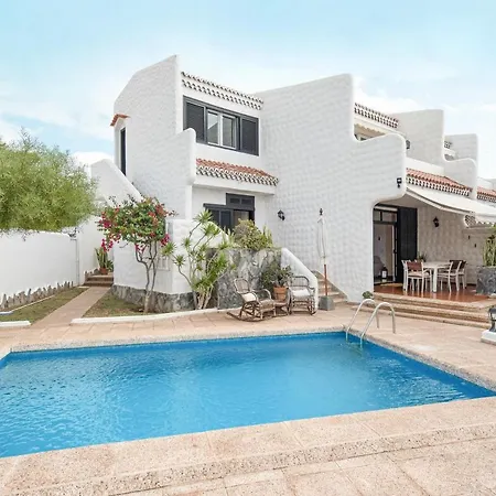 America Villa *